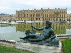 Versailles_chateau.jpg